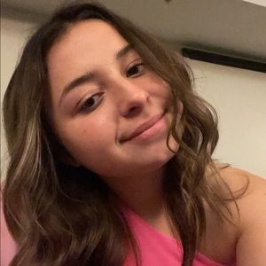 Meet your Posher, Madeline